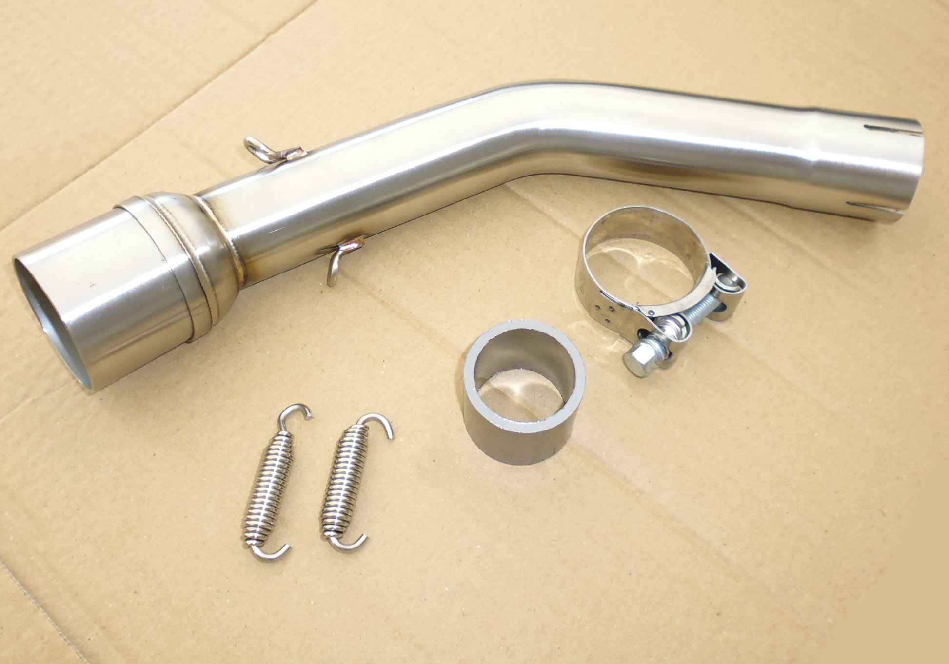 Vespa GTS Exhaust Center Pipe. Middle Connector Pipe Kit for Vespa GTS Exhaust